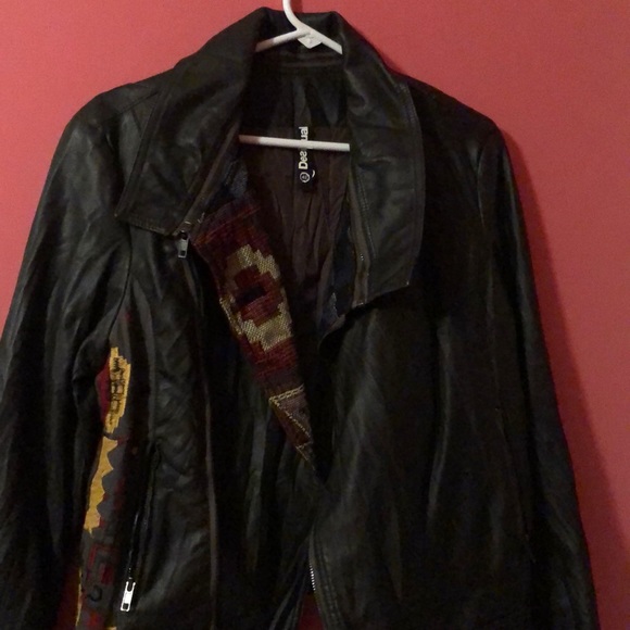 Women’s Jacket (SOLD) - Picture 1 of 6
